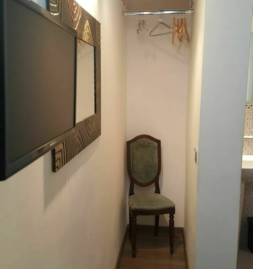 Marcelina Vaticans Rooms Roma 2*,
