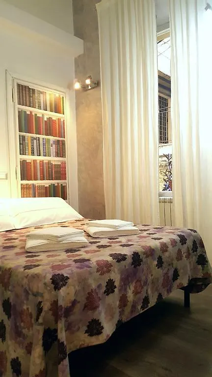 Marcelina Vaticans Rooms Rom